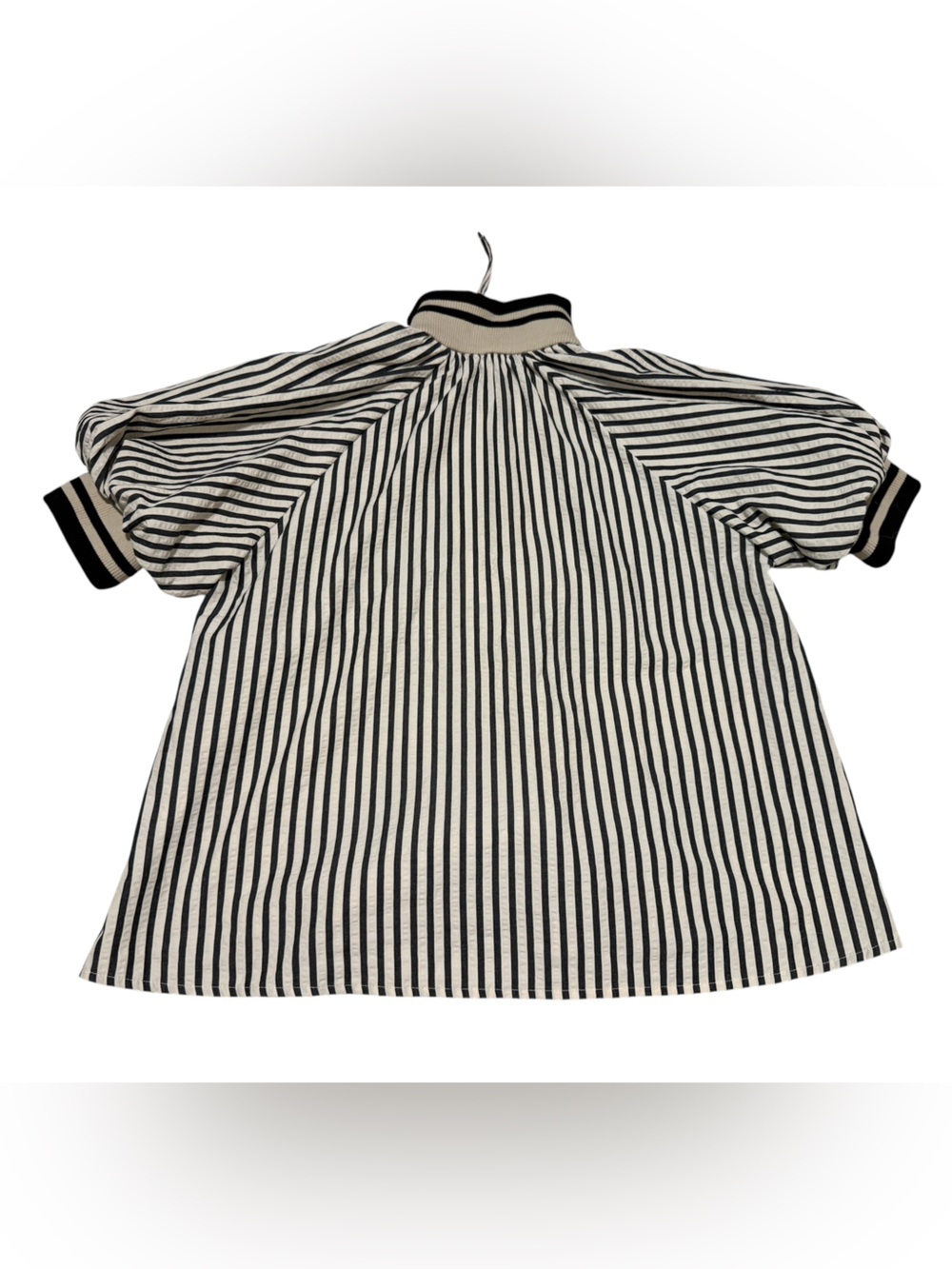 Entro Vera Striped Puff Sleeve Top in Cream, Grey, Black Size Medium - Picture 5 of 7